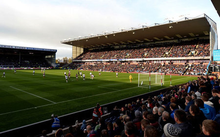 无论冲突前 无论冲突前